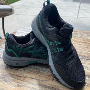 ASICS GEL-VENTURE 8 ss 7.5